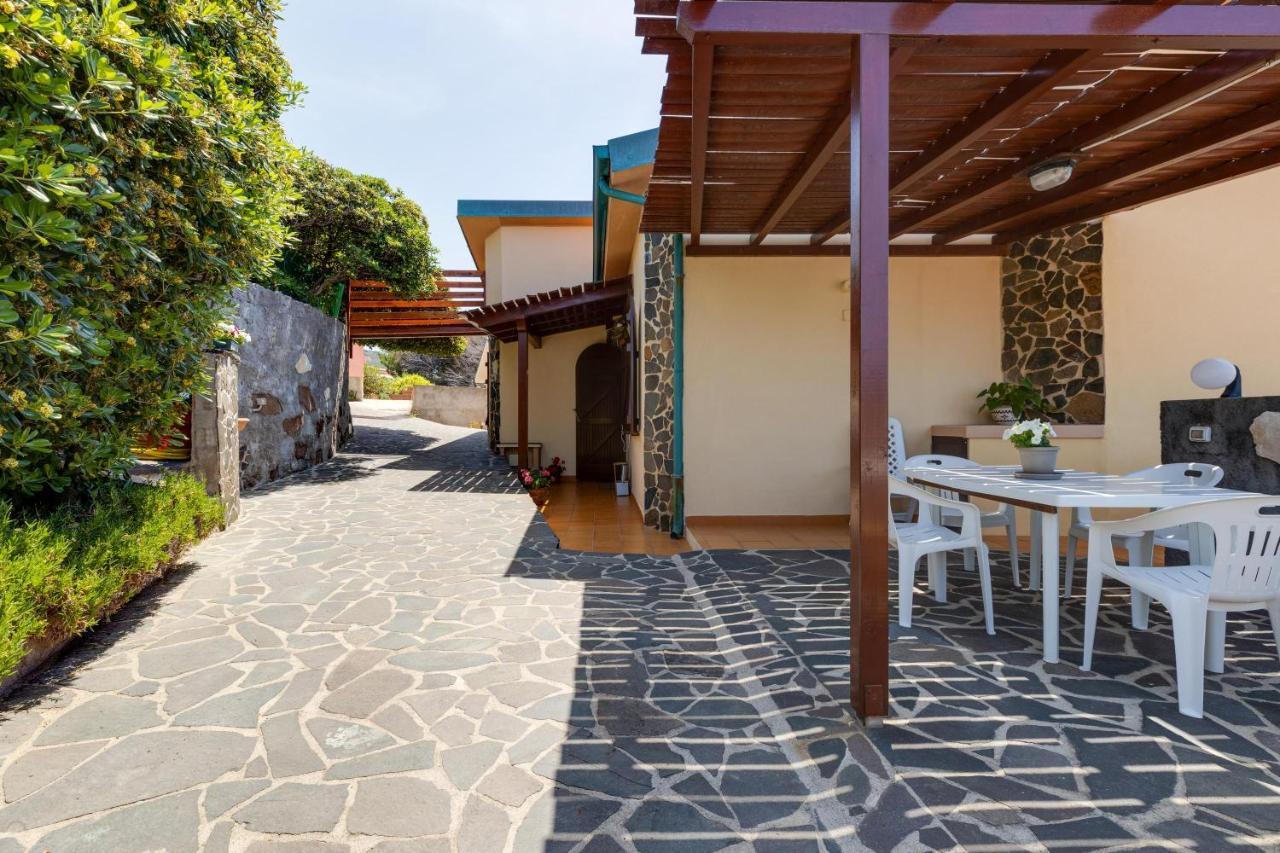 La Terrazza Sul Mare Villa Magomadas Ngoại thất bức ảnh